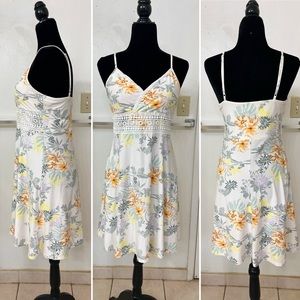💛Pretty light pastel orange and yellow floral dress💛🧡